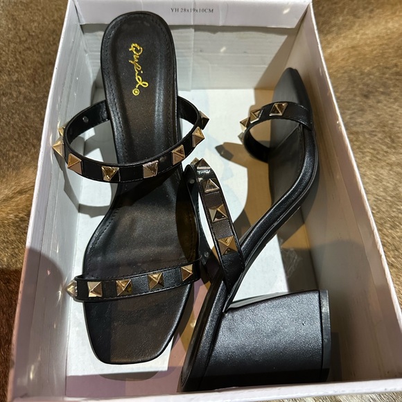 Qupid Studded Strappy Heels - NWOT - Picture 3 of 4